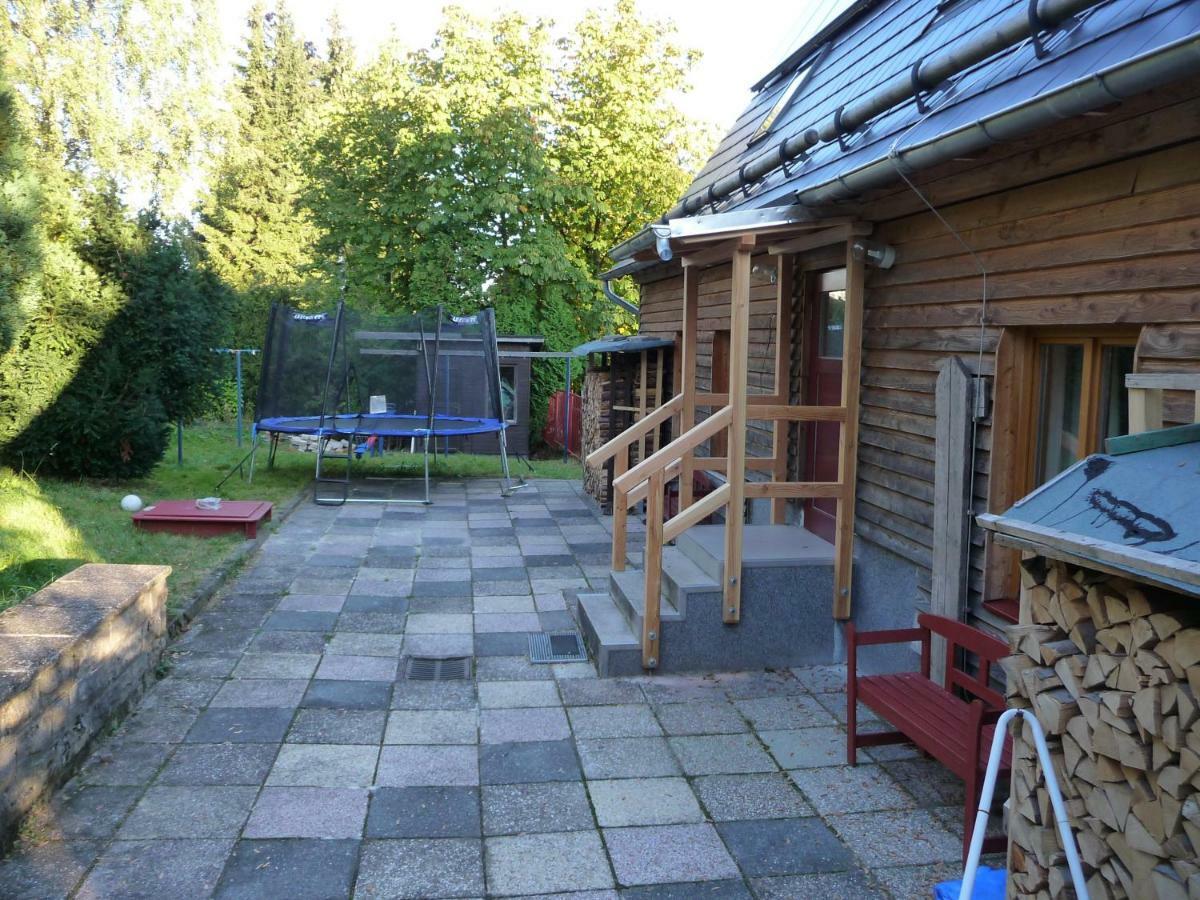 Haus Bergwiese - für Naturfreunde, Familien, Wanderer Gehlberg Exterior foto